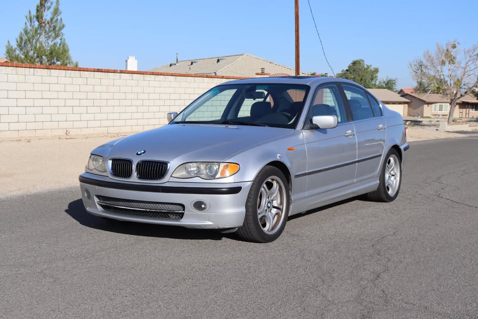 2002 BMW 330i sport
