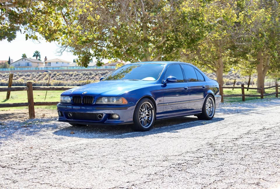 2002 BMW M5