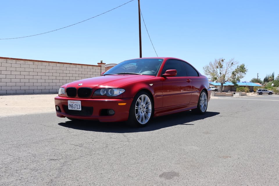2005 BMW 330i zhp