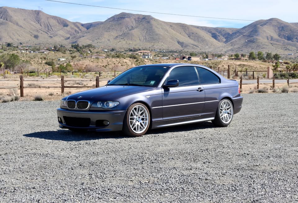 2005 BMW 330i zhp