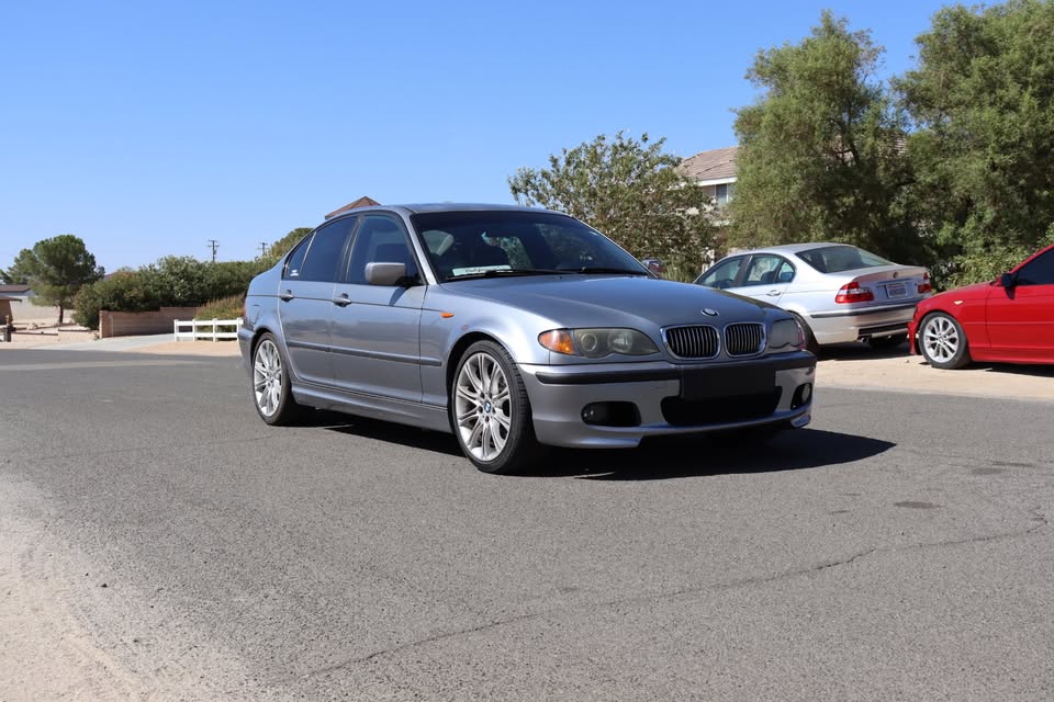 2005 BMW 330i zhp